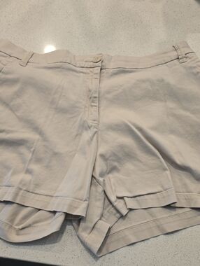 crown & ivy Light Beige Kakhi Layered Short